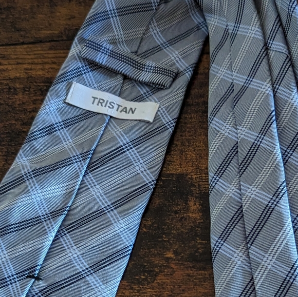 Tristan Tie - Picture 2 of 3